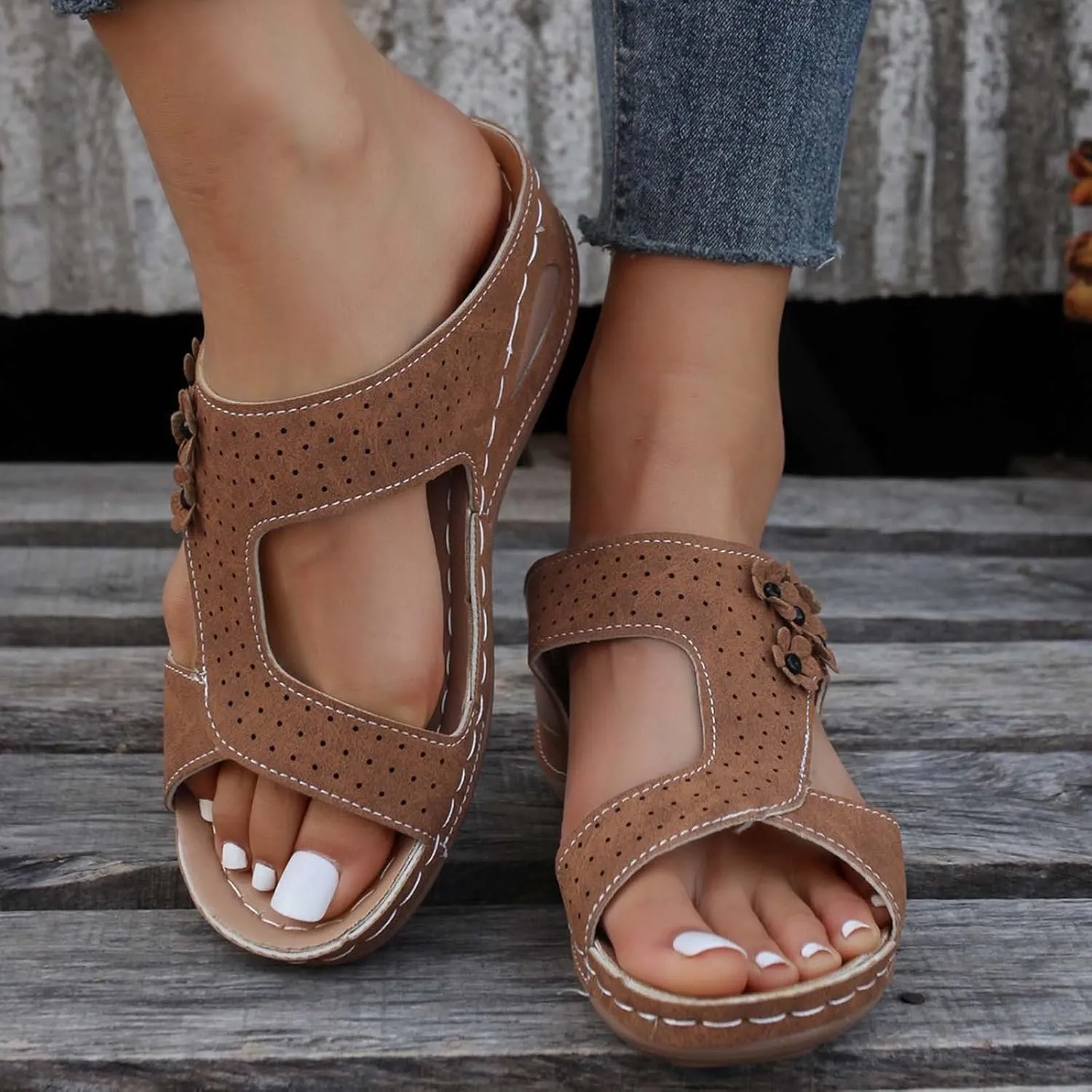 Orthopedic Wedge Sandals for Women 2025 Open Toe Casual Solid Color Fashionable Bohemian Hollow Out Flower Sandals Wide Width Walking Dress Shoes for Party Casual Beach Vacation Slippers