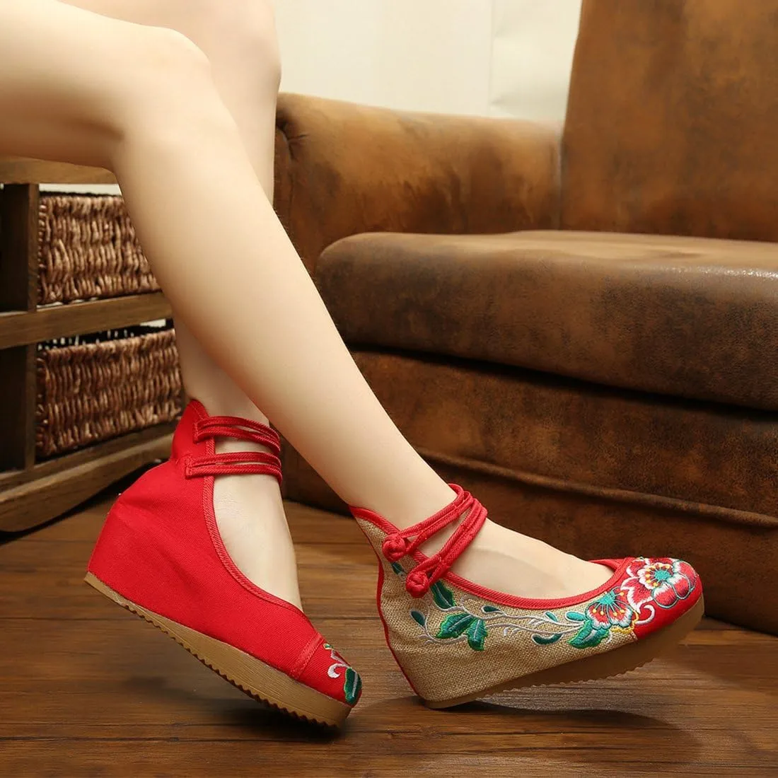 YIBLBOX Women's Chinese Traditional Ankle Strap Embroidery Floral Strappy Round Toe Platform Wedges Shoes